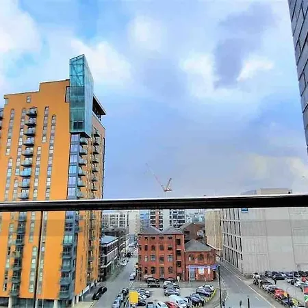 Stylish 2 Bedroom Apartment Manchester City Centre Exterior photo